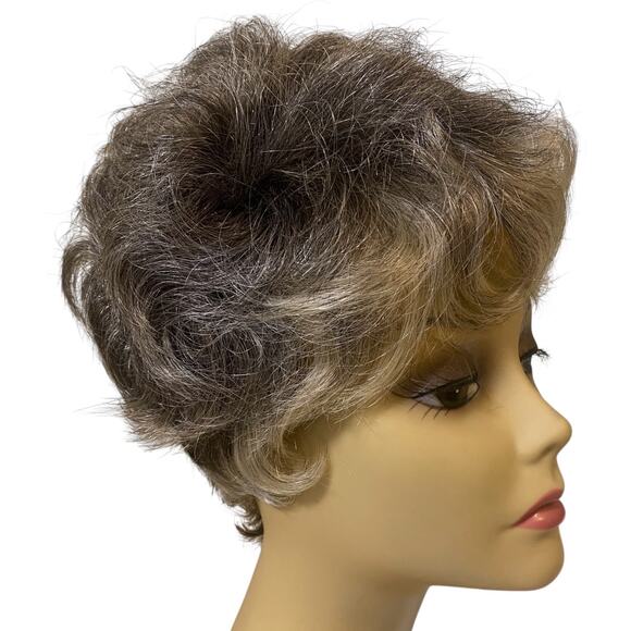 Vivica Fox Human Hair Pixie Wig H205-V Pure Stretch Cap for Mature Women NWT - Picture 8 of 12